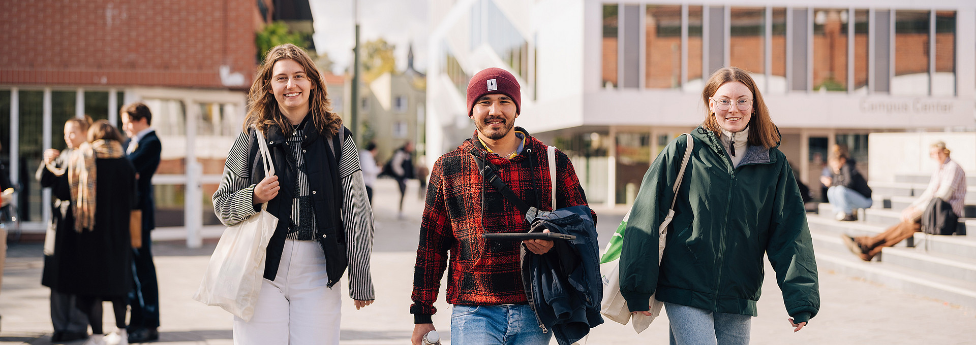 Jetzt fürs Sommersemester 2026 bewerben!